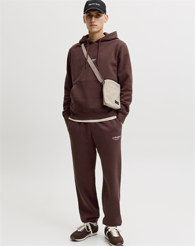 Jack & Jones - JJESoho Hoodie - Bitter Chocolate
